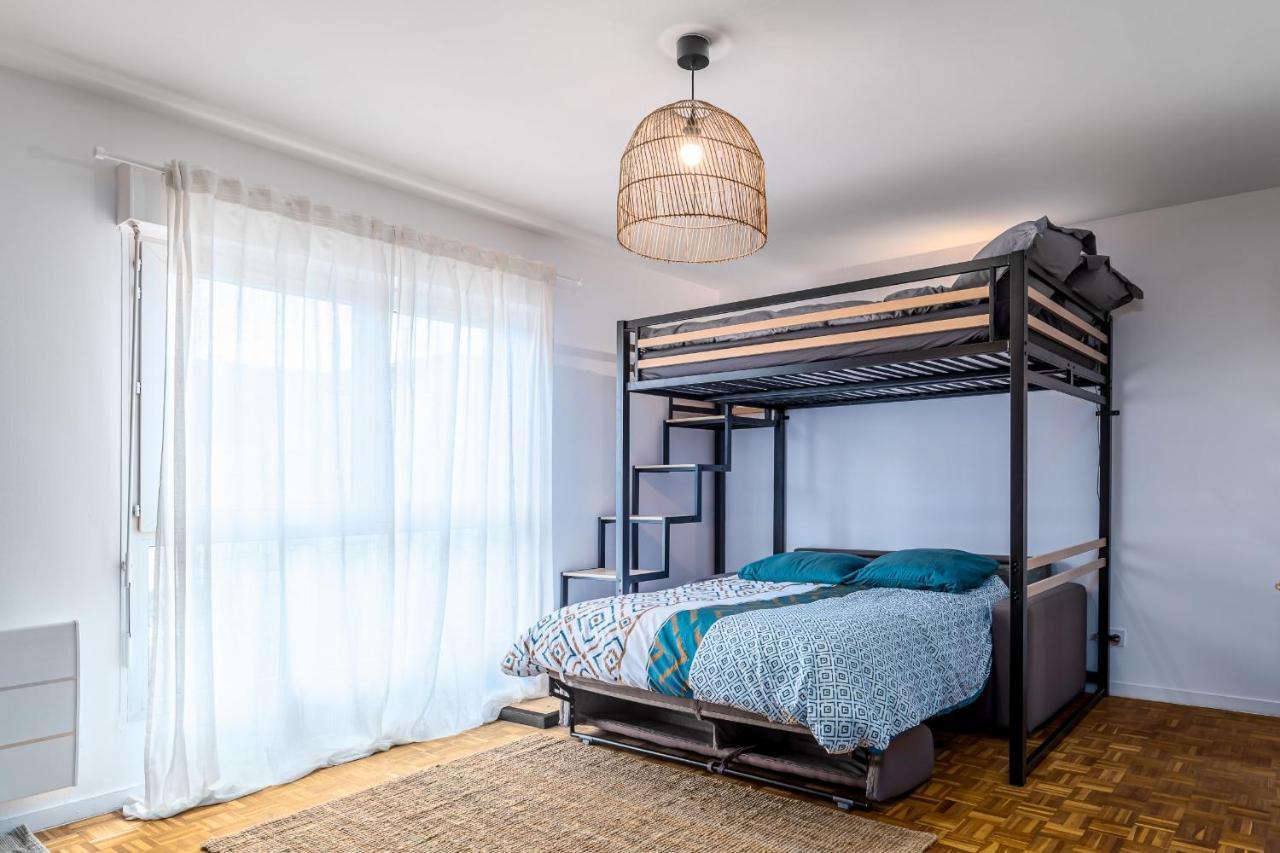 Appart'Hotel Sahara- Next To Disney Montevrain Bagian luar foto